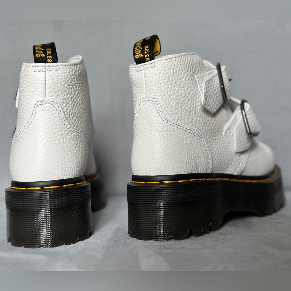 Dr Martens Devon Heart strapped boots - Picture 8 of 9